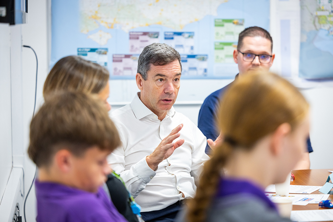 Hastings pupils question Southern Water's CEO
